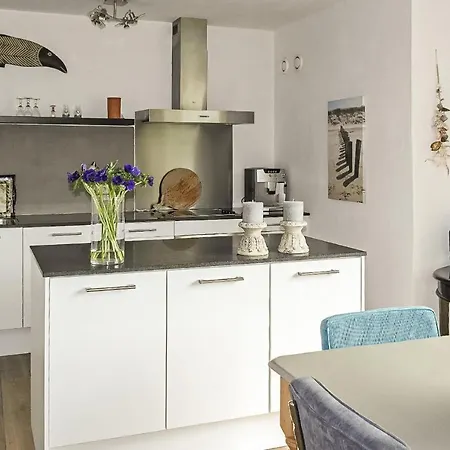 Apartment Stern